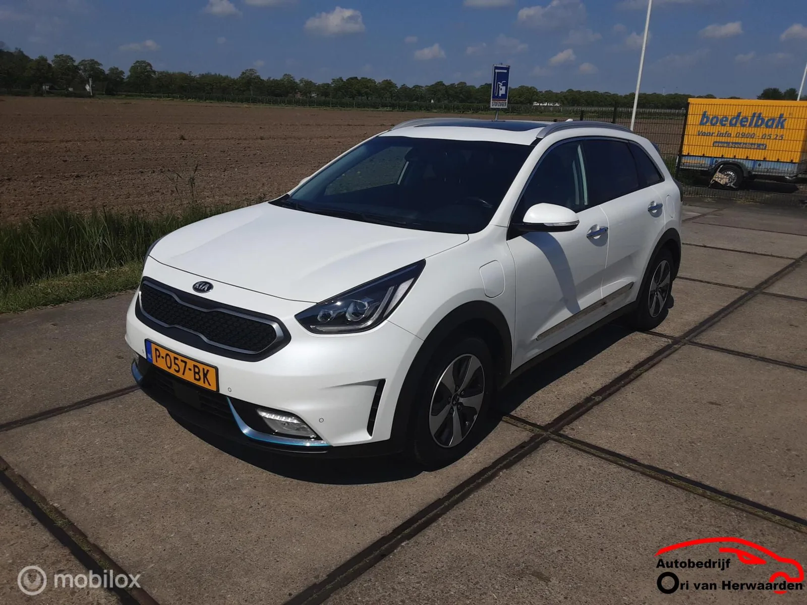 Kia Niro (2017) — foto 1