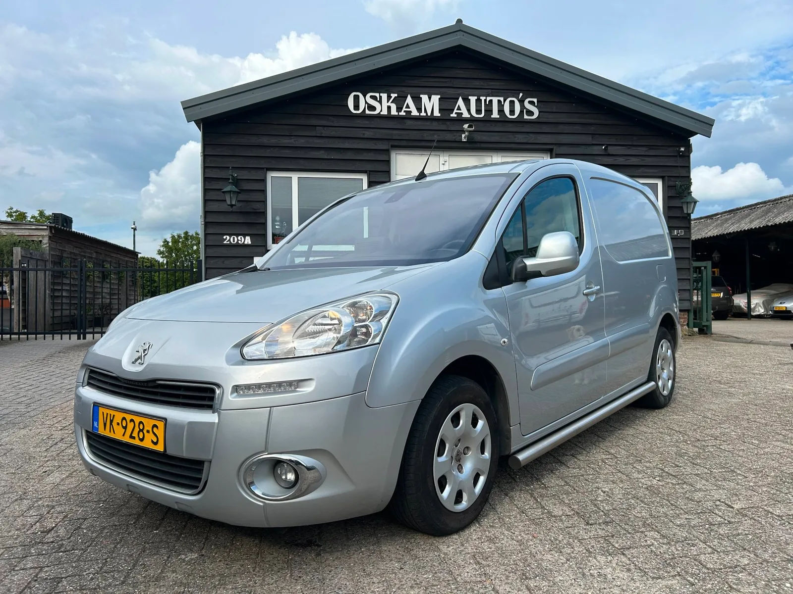 Peugeot Partner (2014) — foto 1