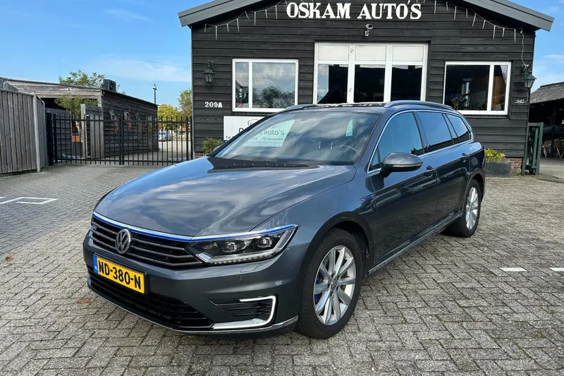 Volkswagen Passat (2016)