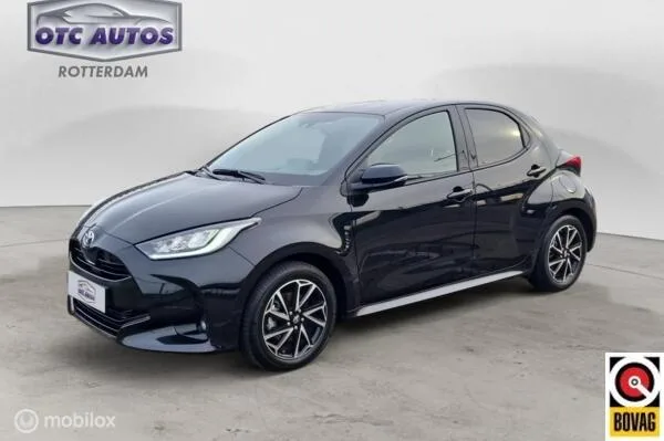 Toyota Yaris (2024) — foto 1