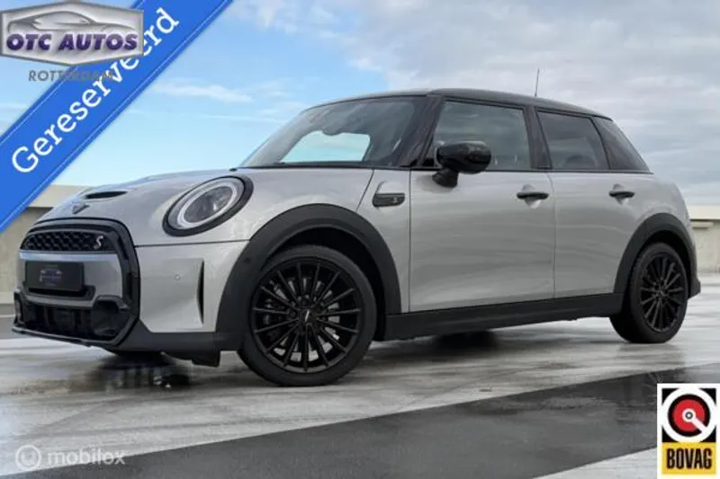 MINI Cooper (2023)