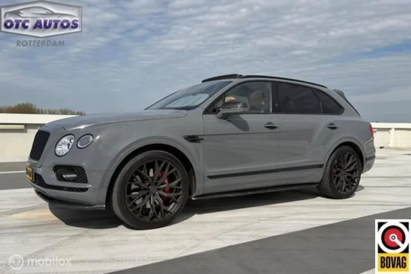 Bentley Bentayga (2016)