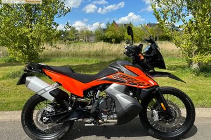 KTM 890 Adventure (2022)