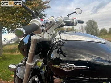 Suzuki M 1500 Intruder (2011) — foto 1