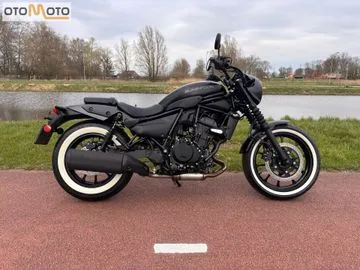 Kawasaki Eliminator 500 SE (2024) — foto 1