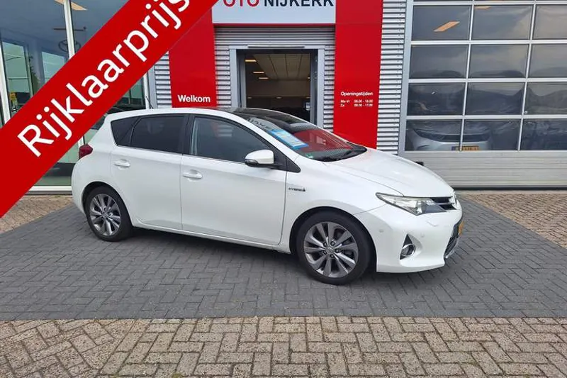 Toyota Auris (2012)