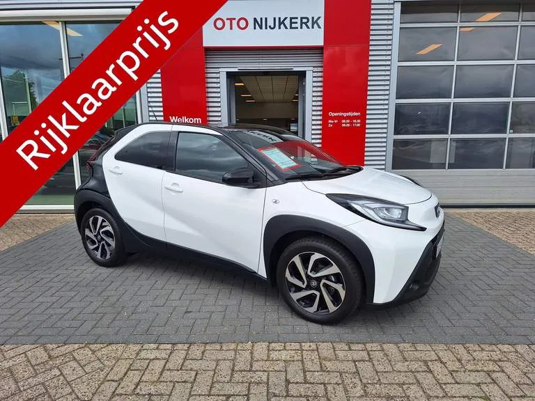 Toyota Aygo (2024) — foto 1