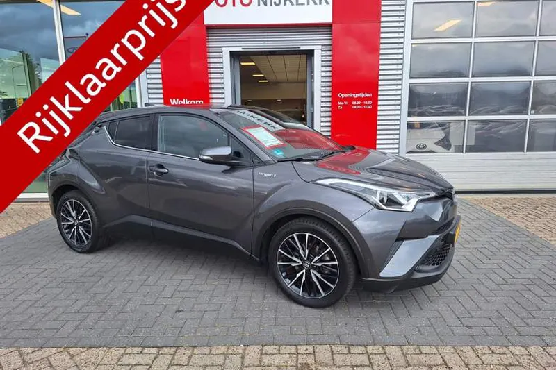 Toyota C-HR (2017)