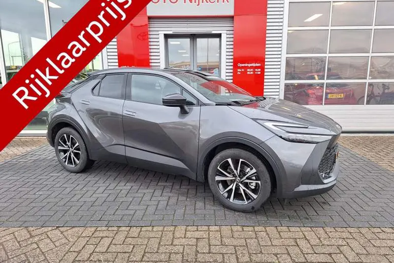 Toyota C-HR (2025)