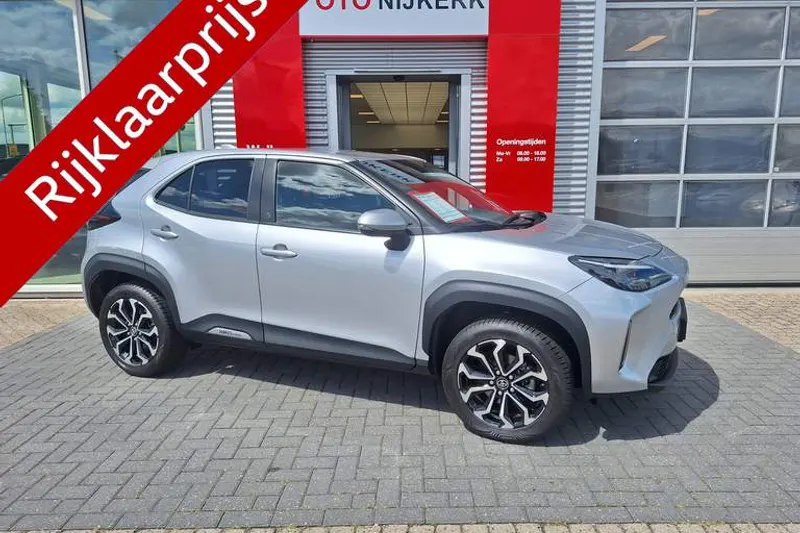 Toyota Yaris Cross (2023)