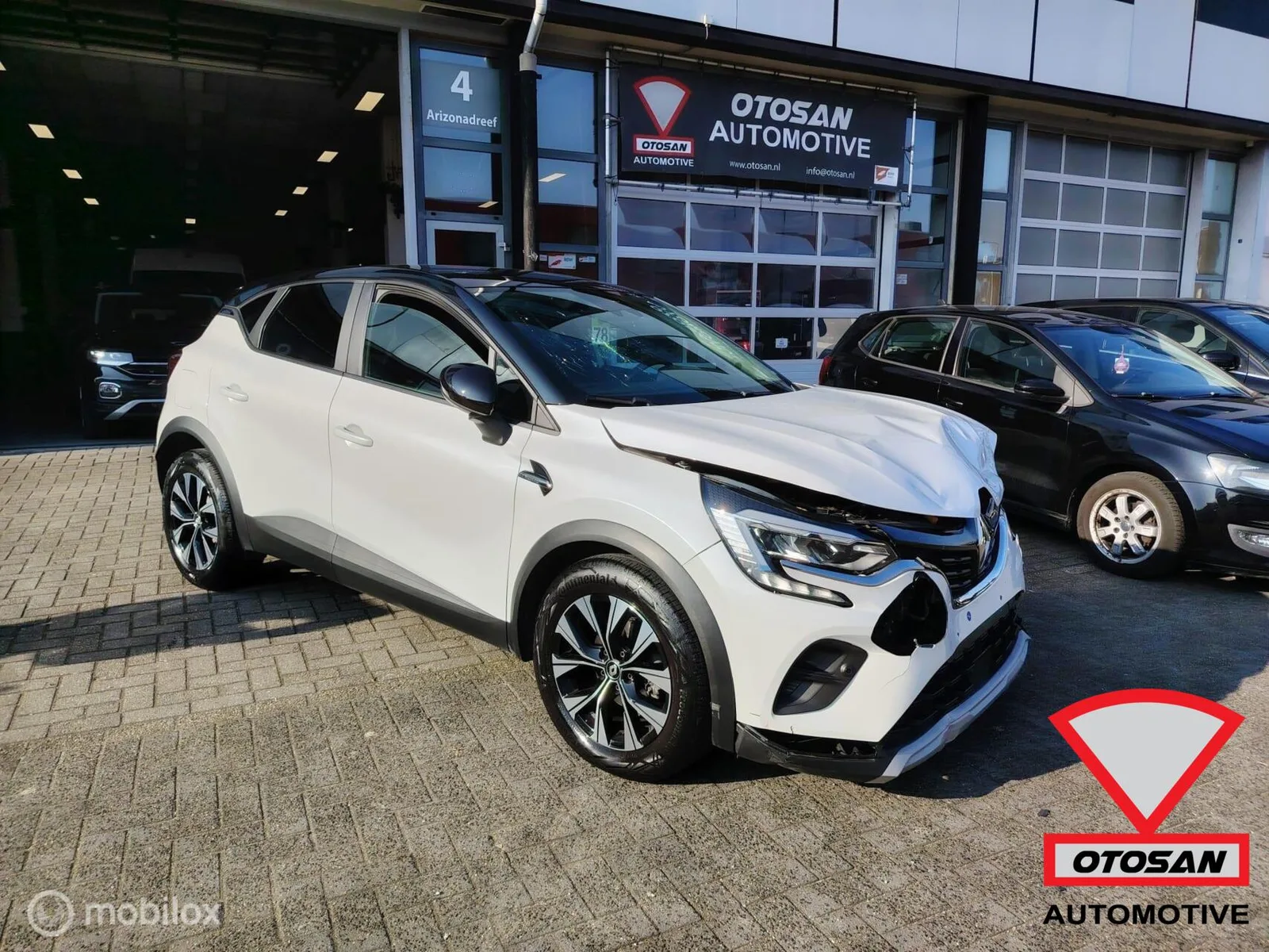 Renault Captur (2021) — foto 1