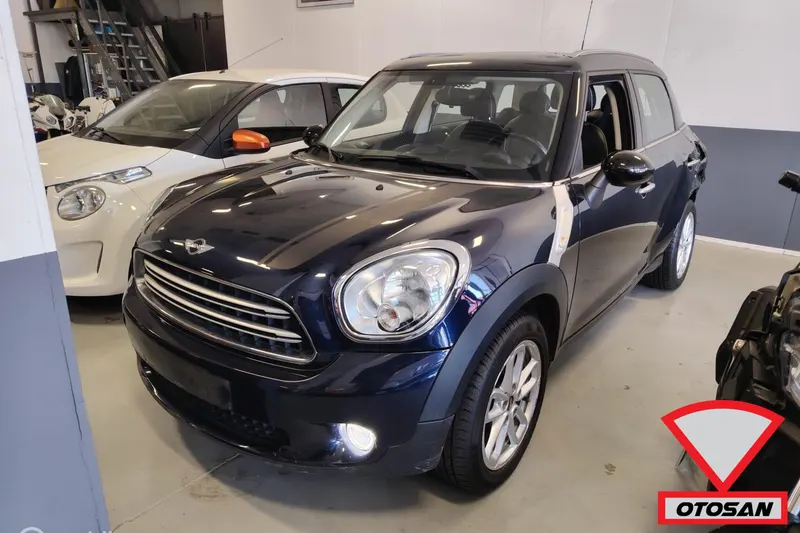 MINI Countryman (2016)