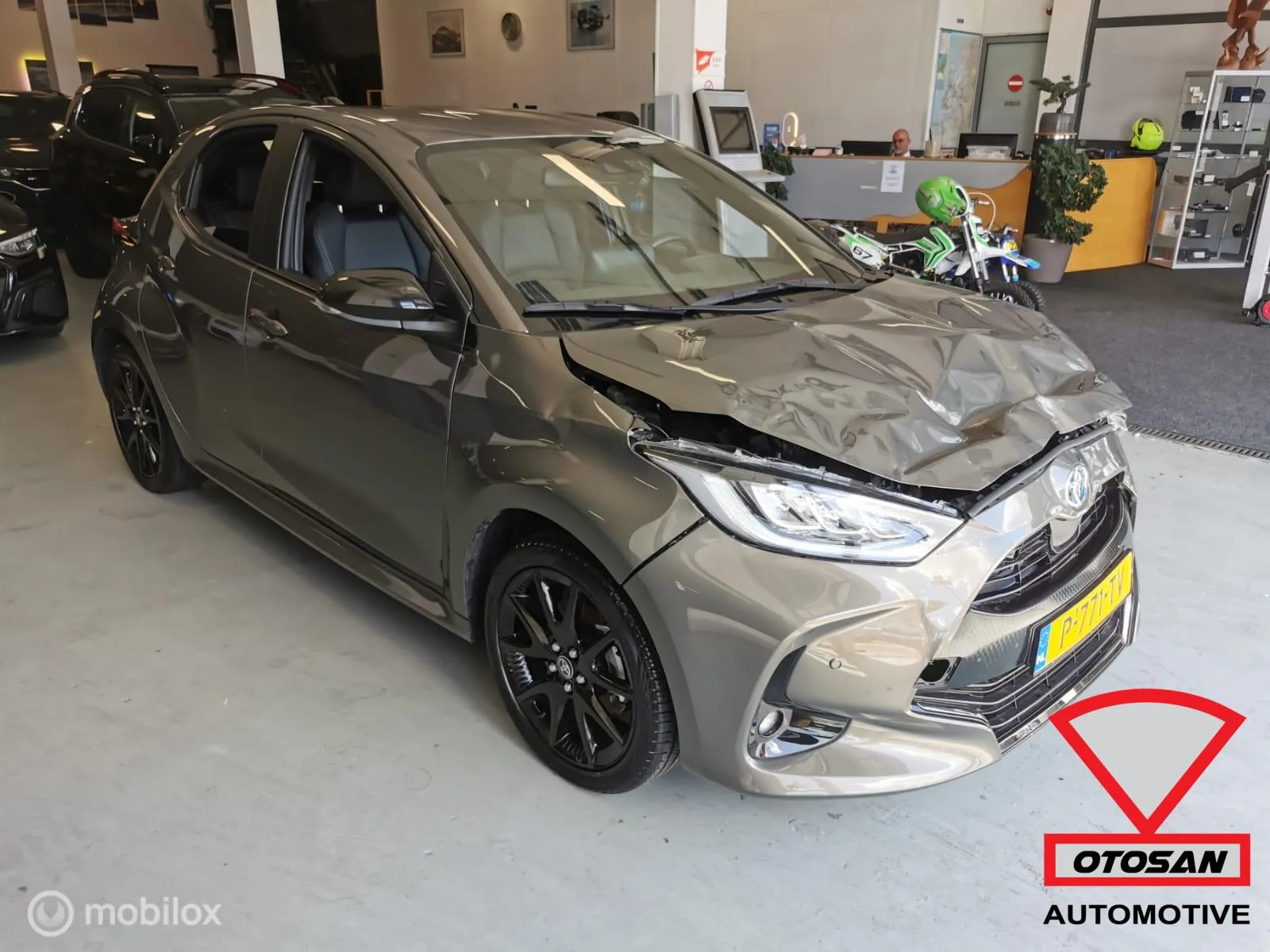 Toyota Yaris (2022) — foto 1