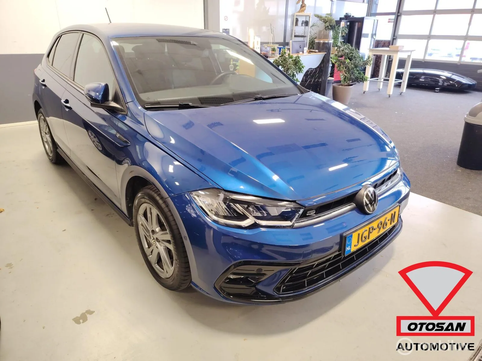 Volkswagen Polo (2023) — foto 1