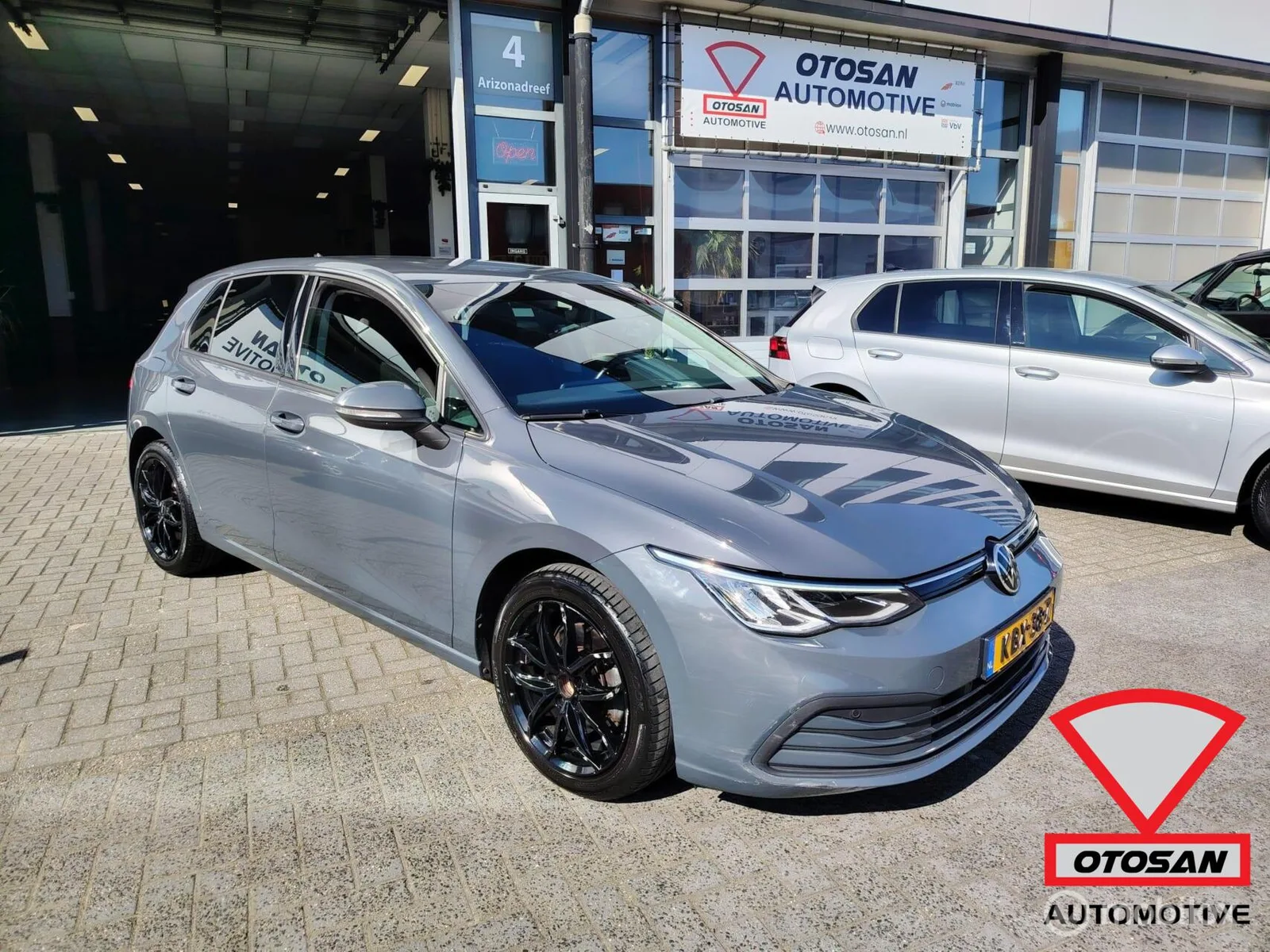 Volkswagen Golf (2020) — foto 1