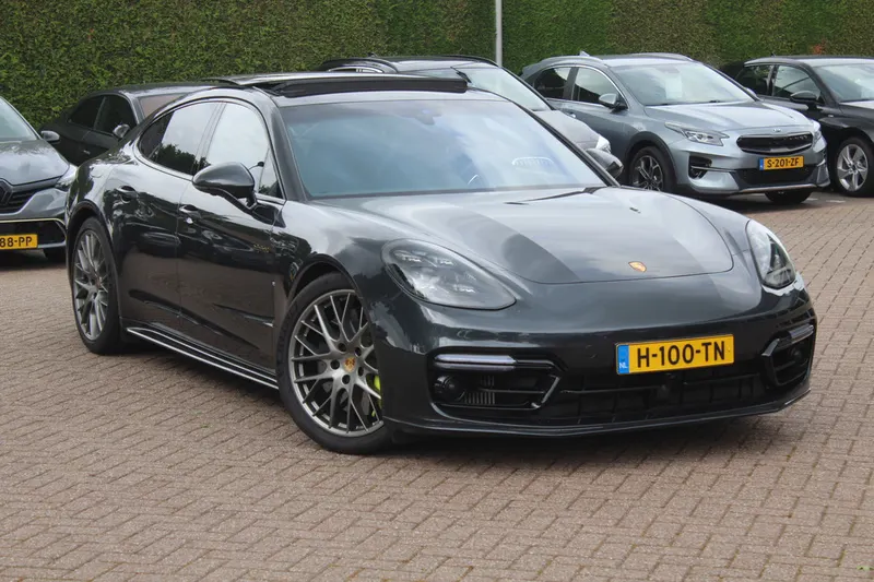 Porsche Panamera (2019)