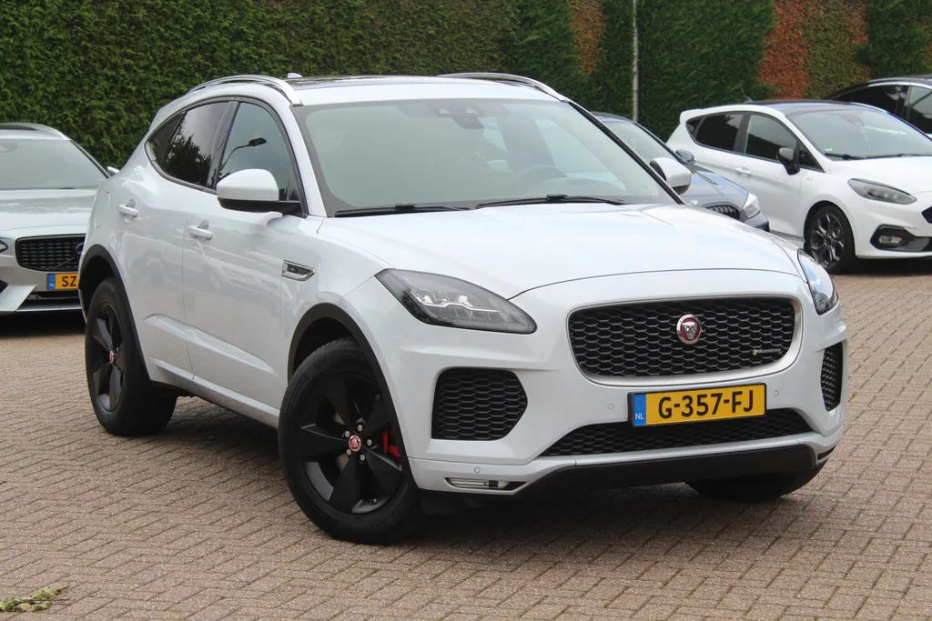 Jaguar E-Pace (2018) — foto 1