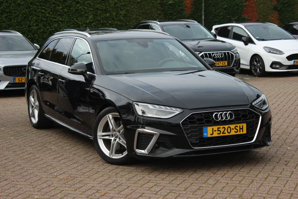 Audi A4 (2020) — foto 1