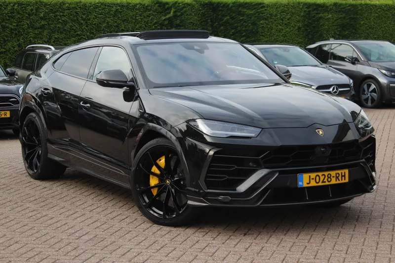Lamborghini Urus (2020)
