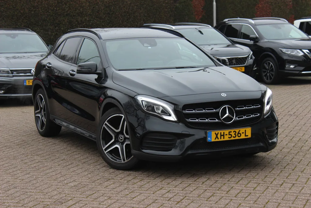 Mercedes-Benz GLA (2019) — foto 1