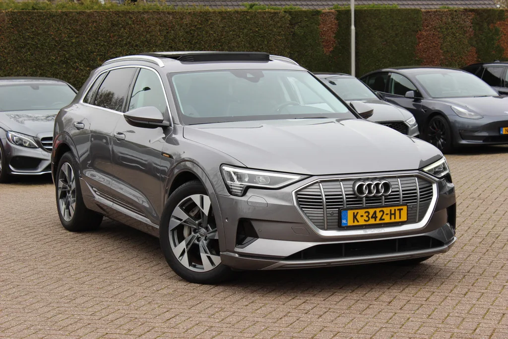Audi e-tron (2020) — foto 1