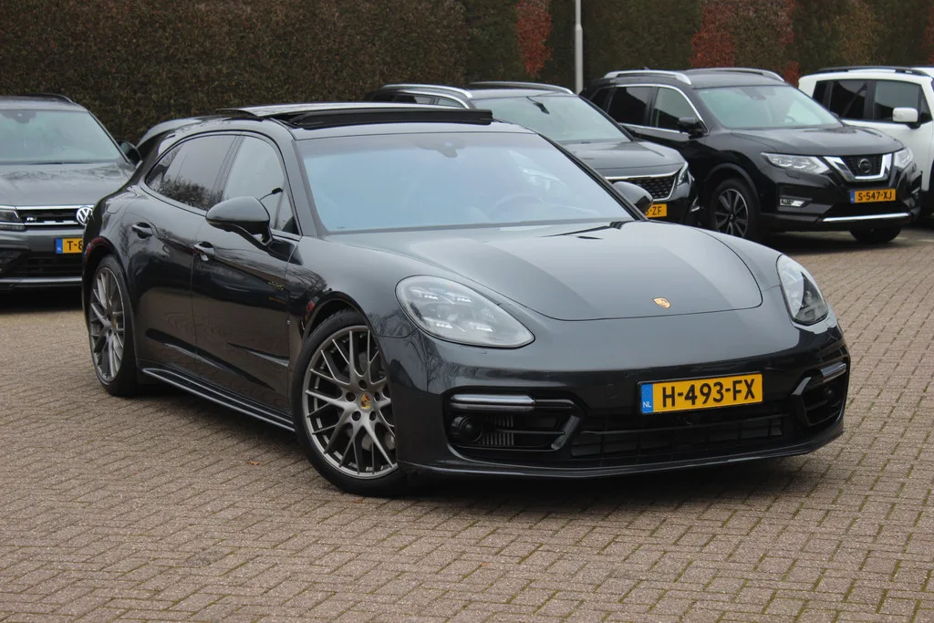 Porsche Panamera (2020) — foto 1