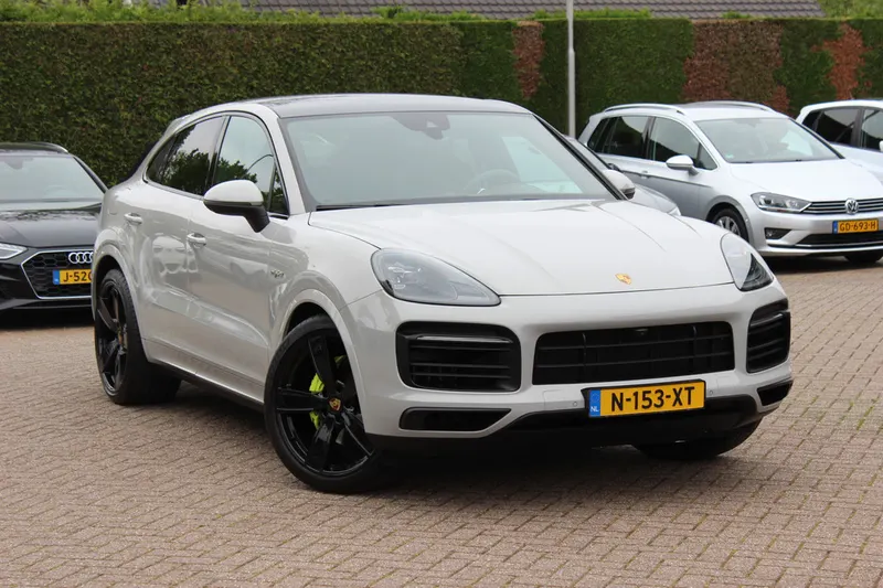 Porsche Cayenne (2022)