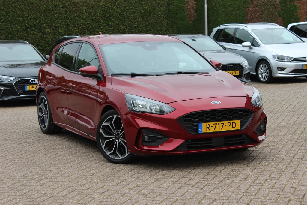 Ford Focus (2019) — foto 1