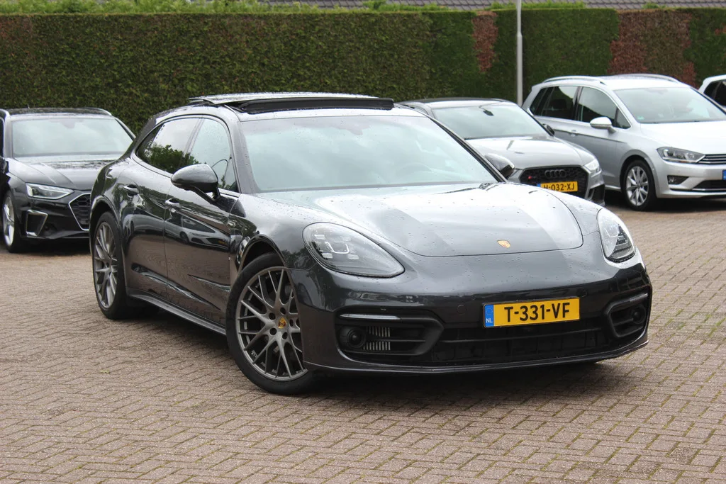 Porsche Panamera (2021) — foto 1