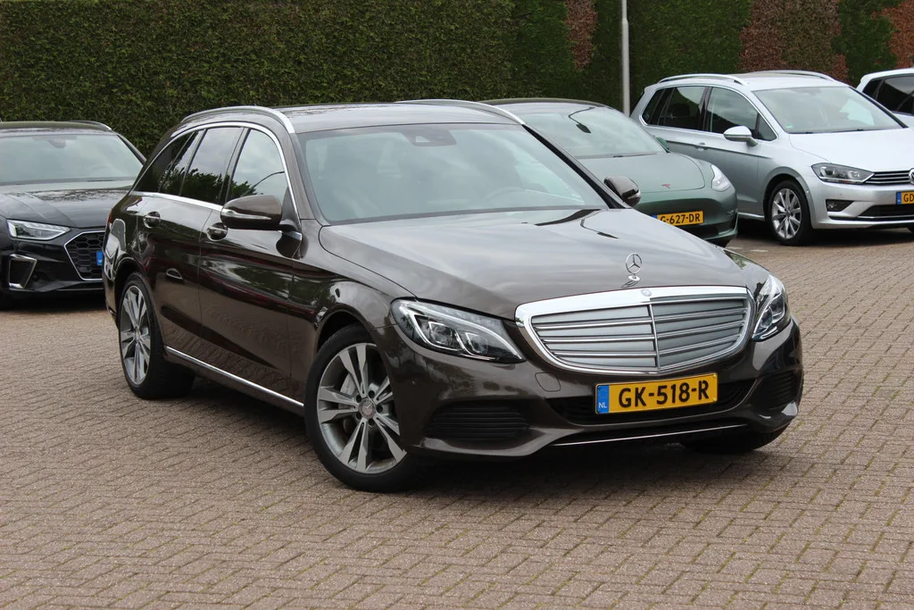 Mercedes-Benz C-Klasse (2015) — foto 1