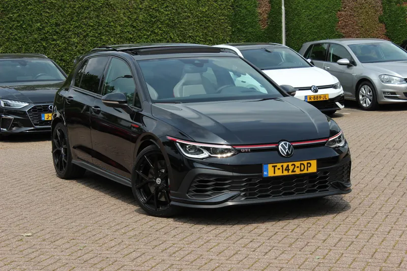 Volkswagen Golf (2021)