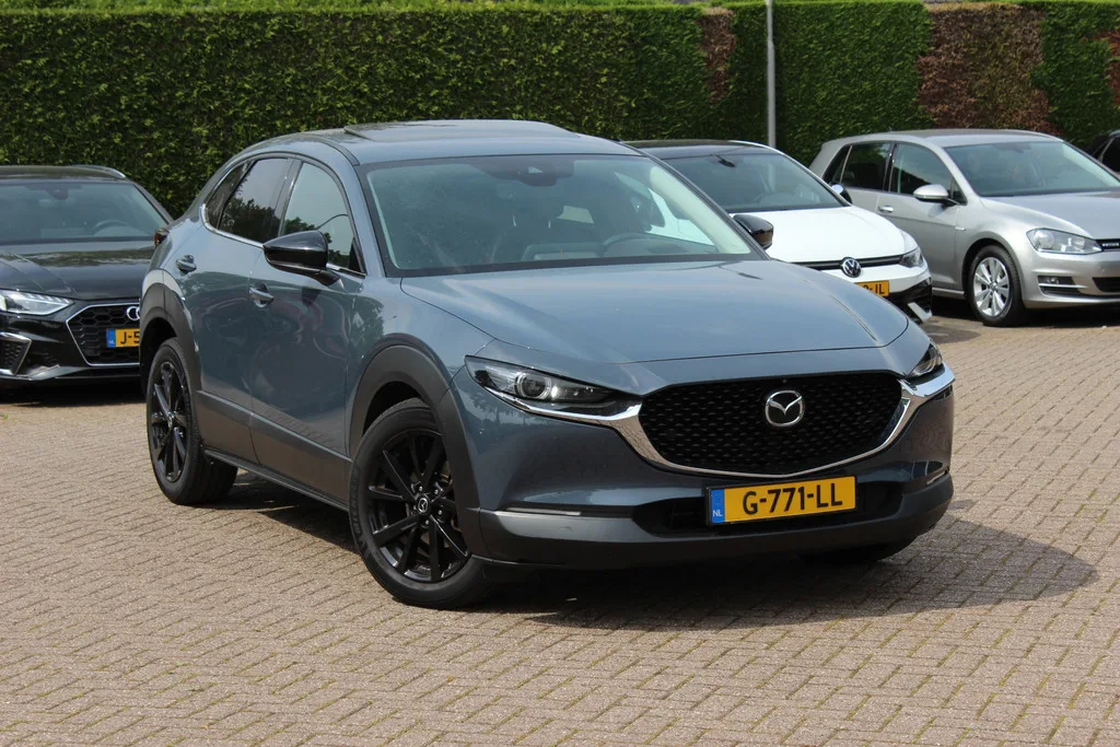 Mazda CX-30 (2019) — foto 1