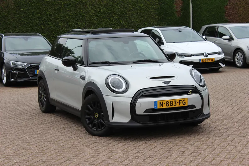 MINI Electric (2021)