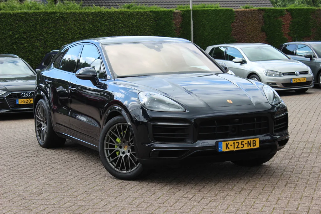 Porsche Cayenne (2021) — foto 1