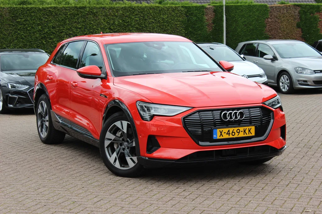 Audi e-tron (2019) — foto 1