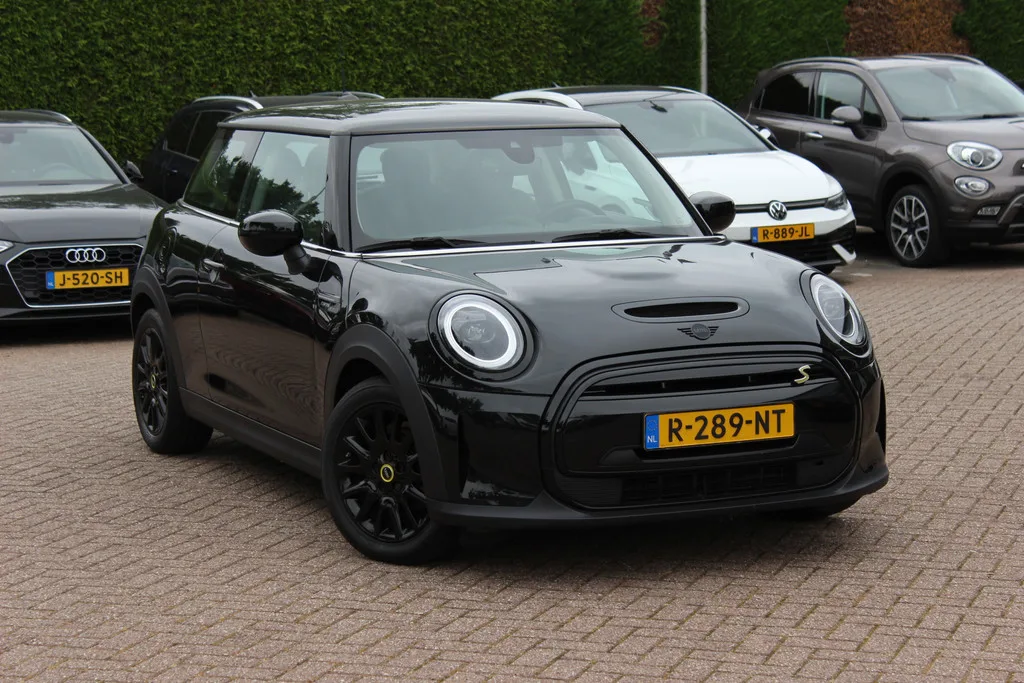 MINI Electric (2022) — foto 1