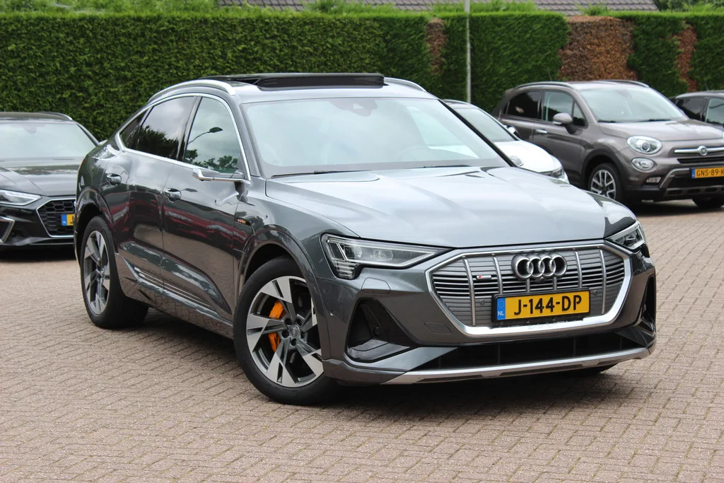 Audi e-tron (2020) — foto 1