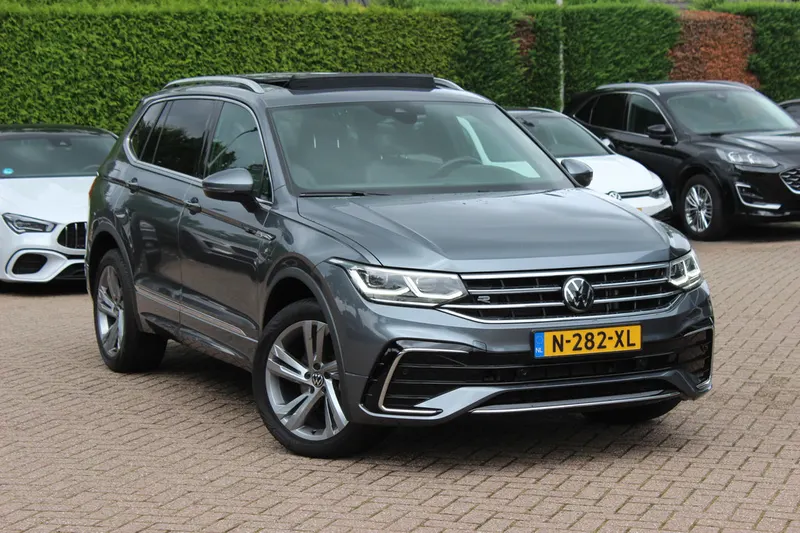 Volkswagen Tiguan (2022)