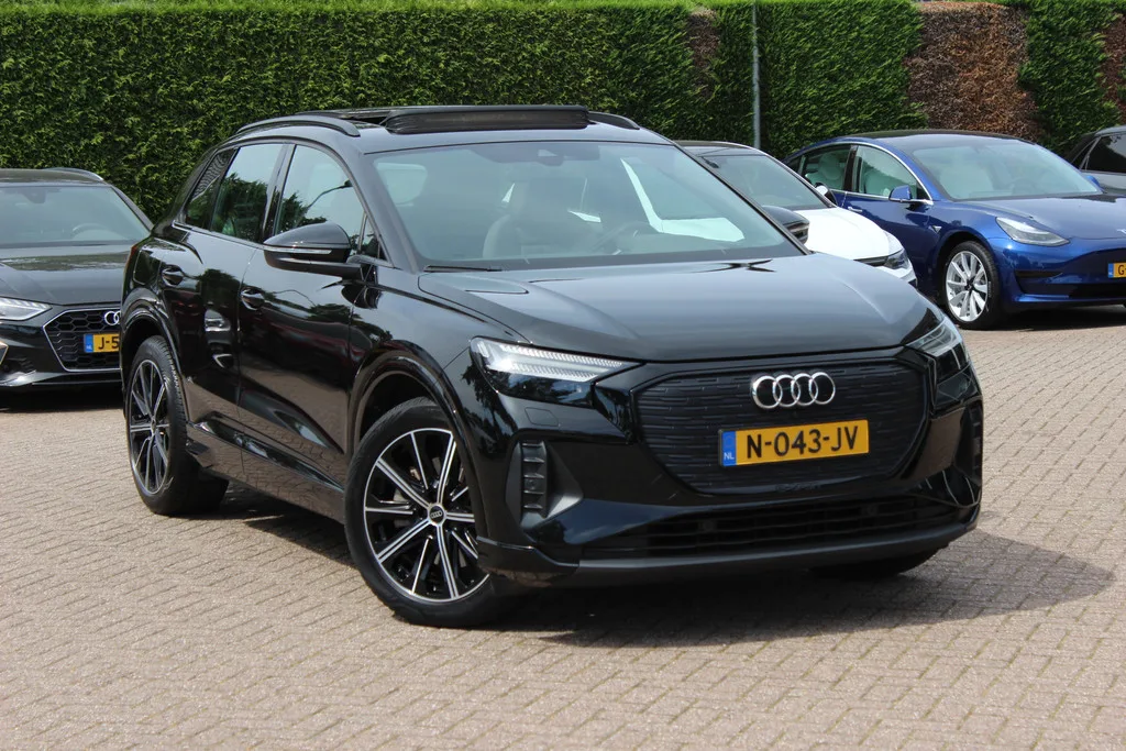 Audi Q4 (2021) — foto 1