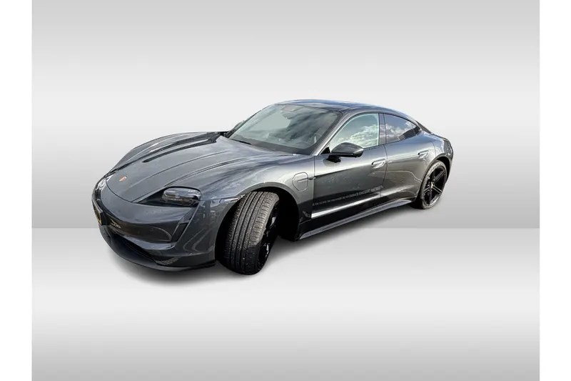 Porsche Taycan (2021)