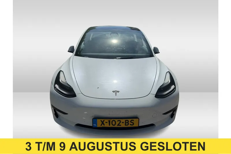 Tesla Model 3 (2021)
