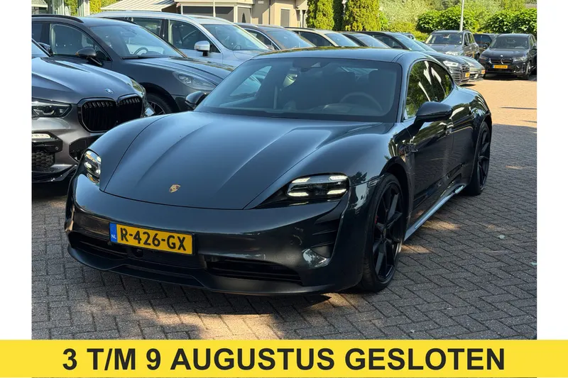 Porsche Taycan (2022)