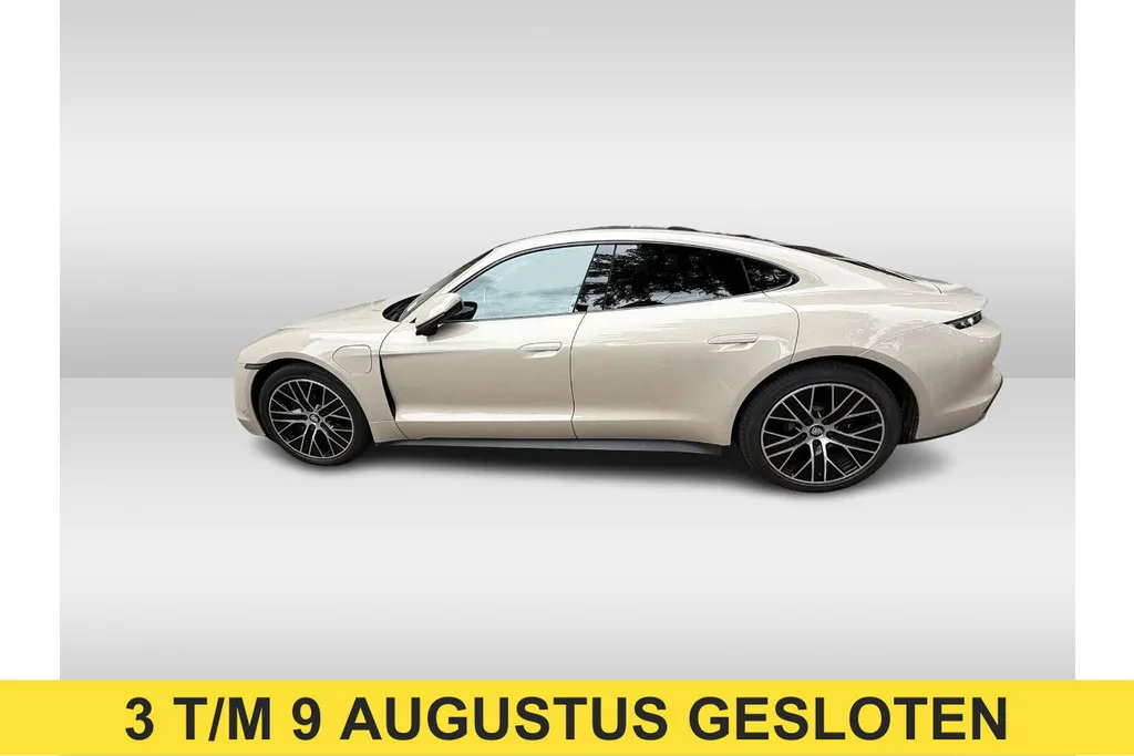 Porsche Taycan (2021) — foto 1