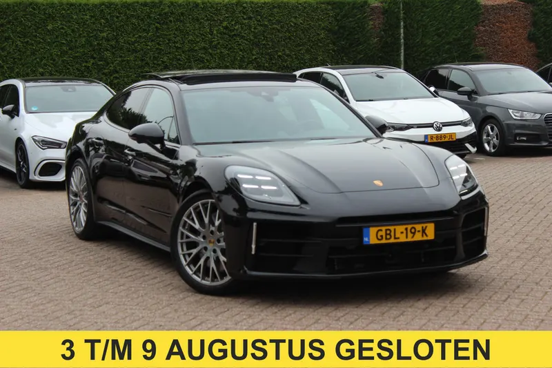 Porsche Panamera (2024)