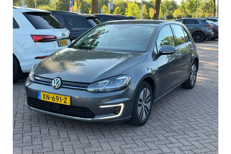 Volkswagen E-Golf (2019)