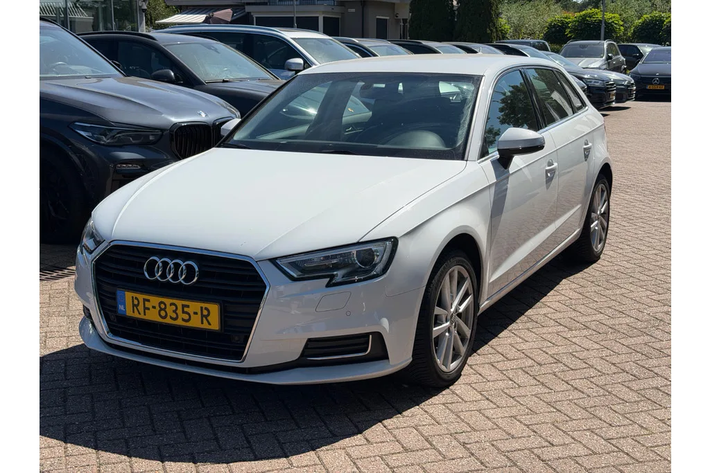 Audi A3 (2016) — foto 1