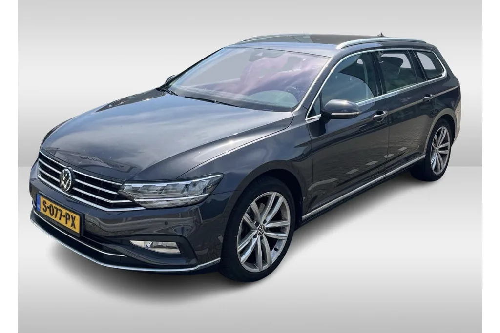 Volkswagen Passat (2022) — foto 1