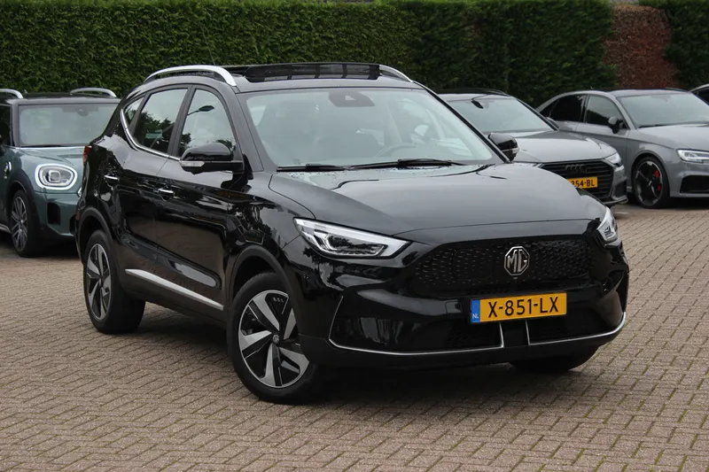 MG ZS EV (2023)