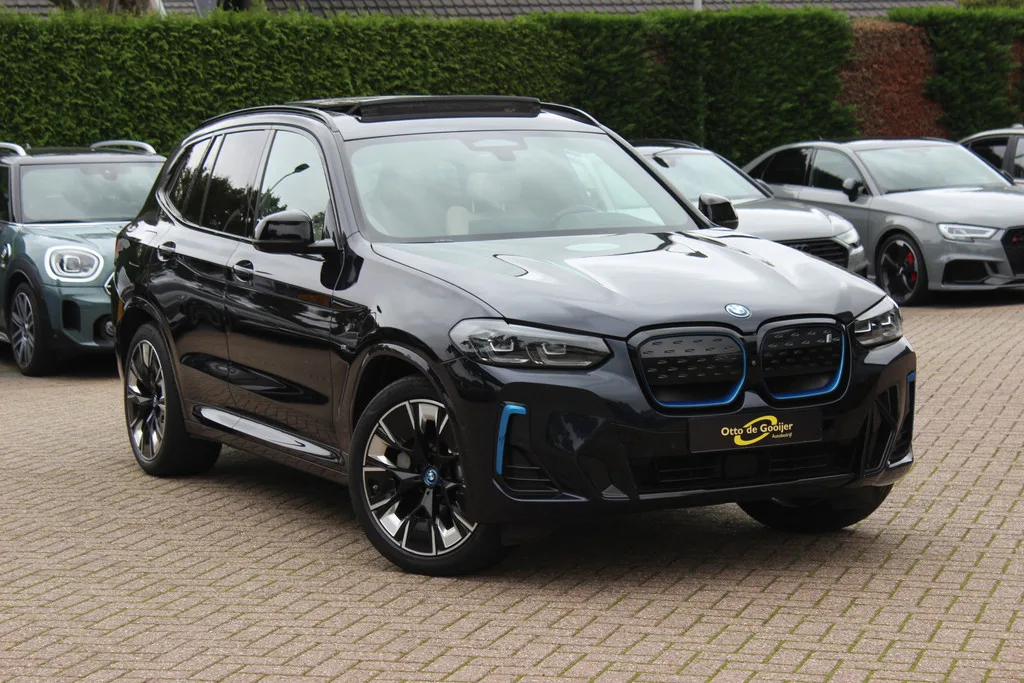 BMW iX3 (2022) — foto 1