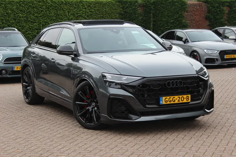 Audi Q8 (2024)